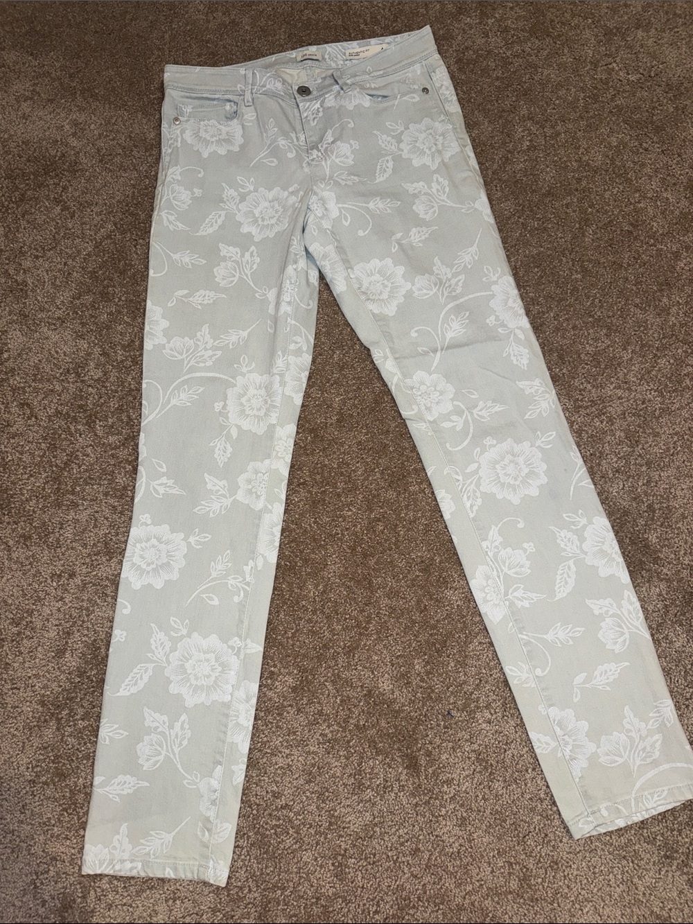 J. Jill Authentic Fit Slim Ankle Light Gray Floral Jeans - size 4T. B13